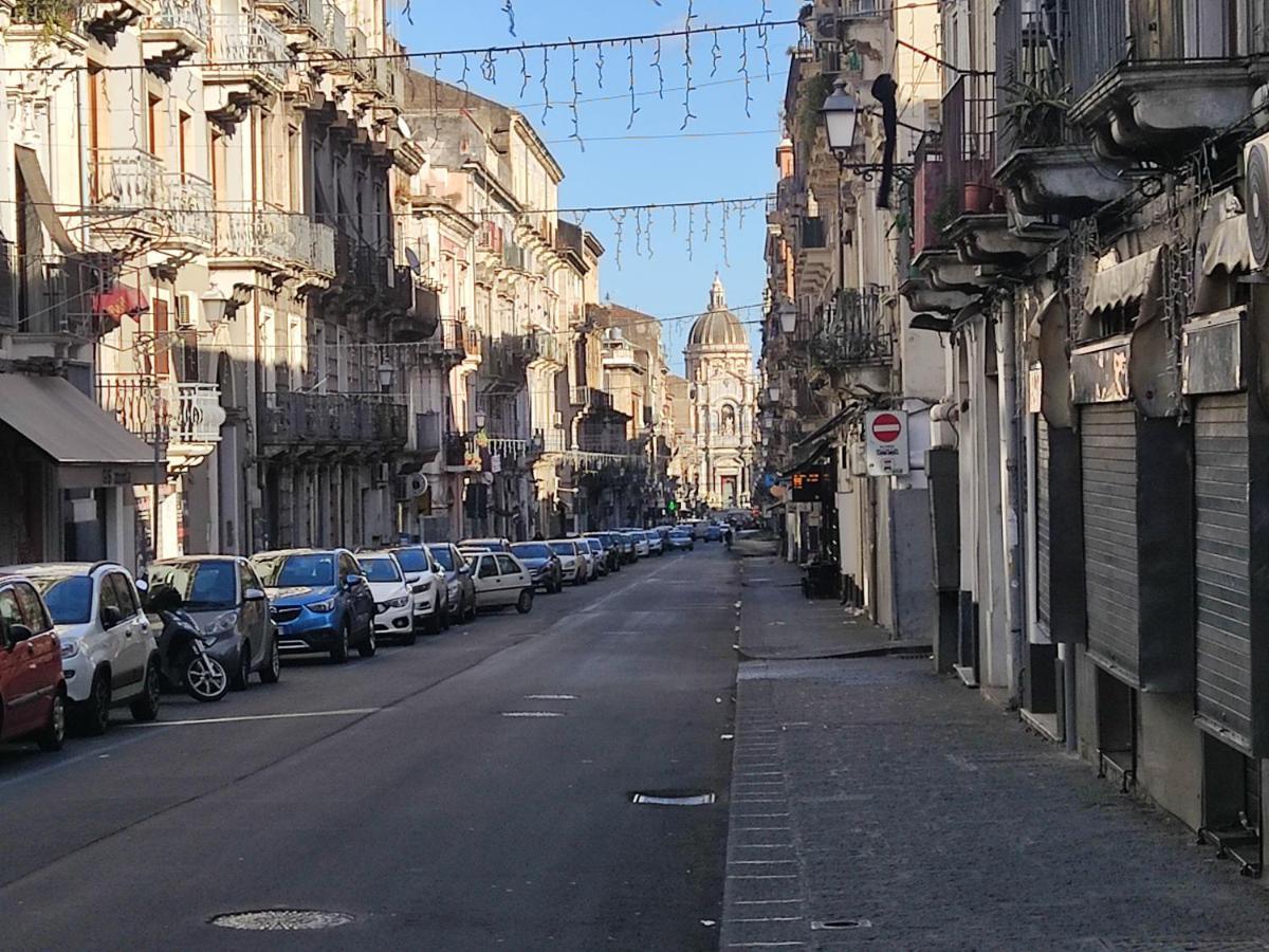 La Dimora Fiorita Apartment Catania Ngoại thất bức ảnh